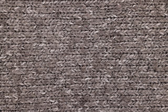 Ремонт вязаных изделий в СПб